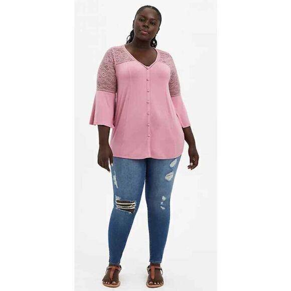 TORRID Blouse Top Plus Size 1X 14-16 Shirt  Pink Lace Girly Bell Sleeve - Picture 4 of 10